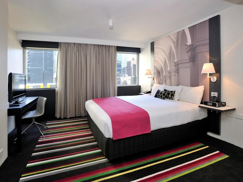 Mercure Melbourne Treasury Gardens Bagian luar foto