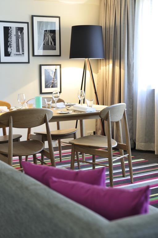 Mercure Melbourne Treasury Gardens Bagian luar foto